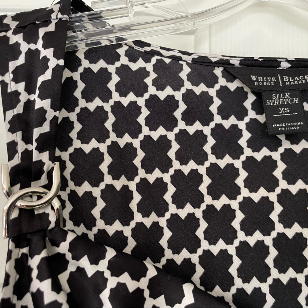 Chic Black and White Silk Blend Dress